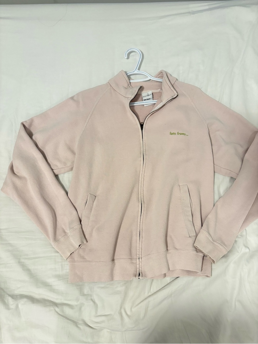 Urban Outfitters iets fran’s pink zip up